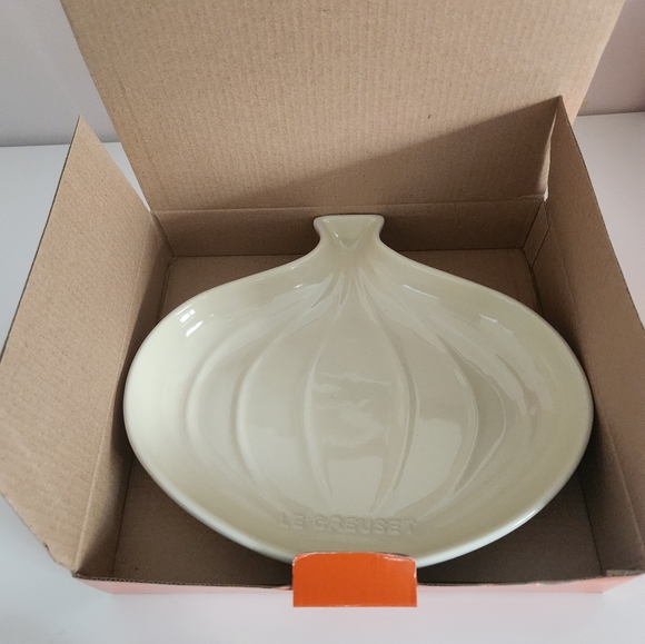 Le creuset Onion dish - Picture 2 of 3